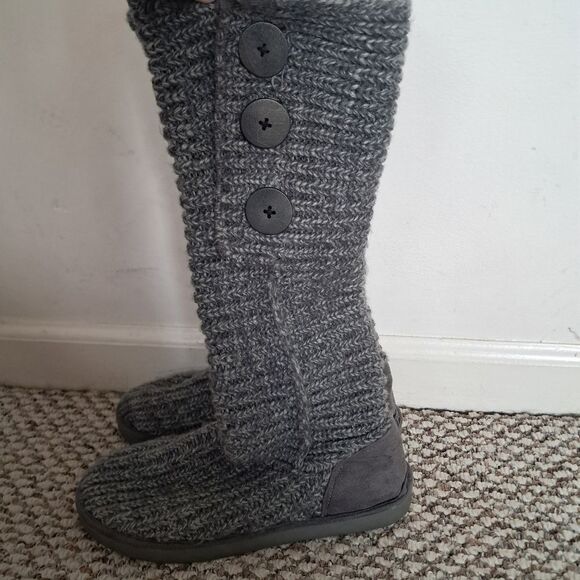 Miss Me Boots Women's 7 Grey Wool Knit Cozy Buttons Cardi Winter Warm Comfy - Picture 1 of 5
